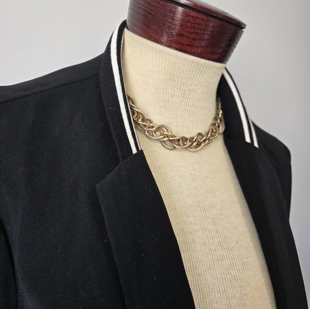 MOLLY BRACKEN  Black lightweight Blazer with Striped Racing Trim. Size XL - Picture 5 of 13
